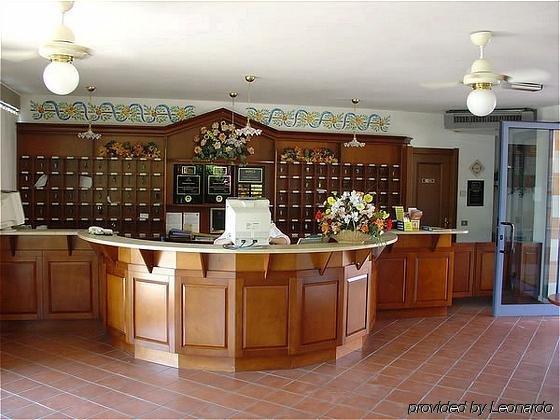 Residenza Dei Cavalleggeri Сан-Винченцо Экстерьер фото